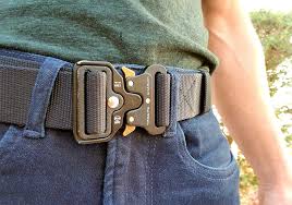 Military Belt Wearing Methods and Standards